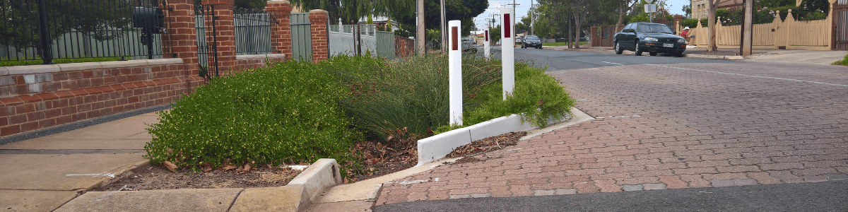 Rankine Road, Torrensivlle - raingarden with traffic calming device. Source: City of West Torrens